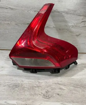 Volvo V40 Rear/tail lights 31395845 21220204 V0VVVY55