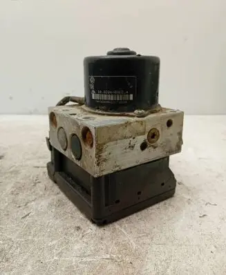 Volkswagen Golf III ABS Pump 10020400824