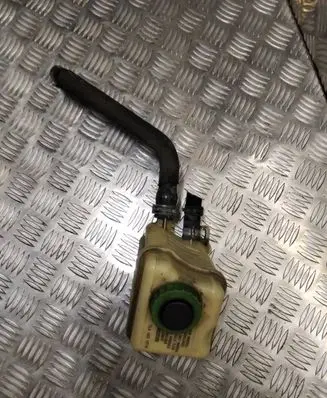 Volkswagen Touareg II Power steering fluid tank/reservoir 7L6422371E