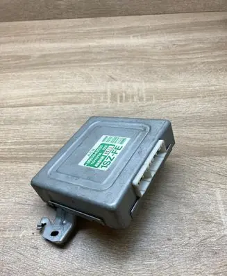 Toyota Yaris Cross Gearbox control unit/module 8953052020 1SZFE