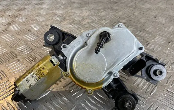 Volkswagen PASSAT B6 Rear window wiper motor 3C9955711A 53032812 149065297