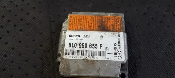 Audi A3 S3 8L Airbag control unit/module 8L0959655F 0285001304