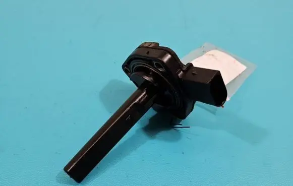 BMW X3 E83 Oil level sensor 7508003 IMPRK1422267