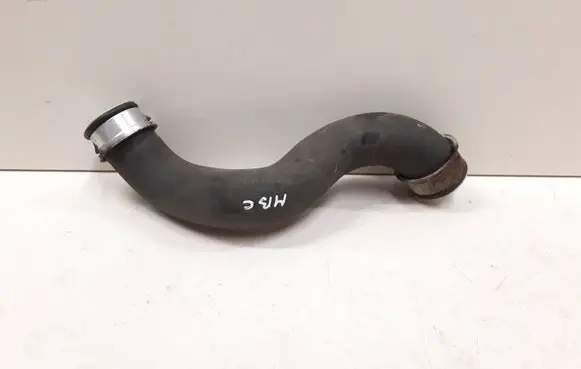Mercedes-Benz C W204 Engine coolant pipe/hose A2045011682