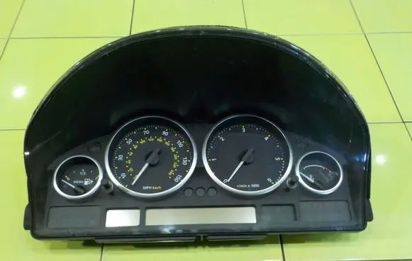 Land Rover Range Rover L322 Speedometer (instrument cluster) TP200