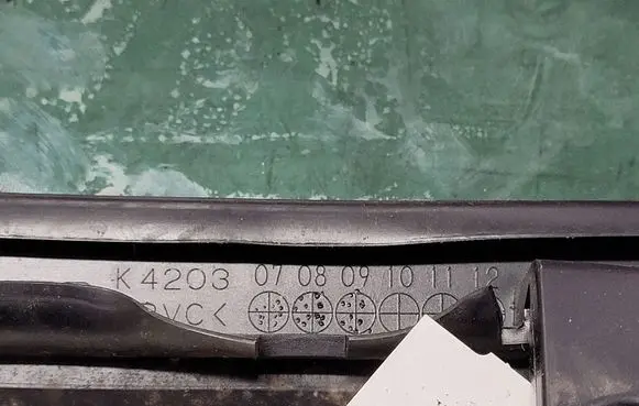 Mazda 6 Rear vent window glass
