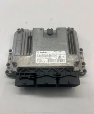 Peugeot 208 I Engine control unit/module 9666729680 4CCEM01 140218