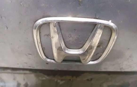 Honda Accord Manufacturer badge logo/emblem 