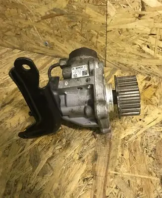 Peugeot 308 Fuel injection high pressure pump