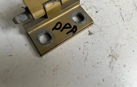 Volvo S60 Front door lower hinge 