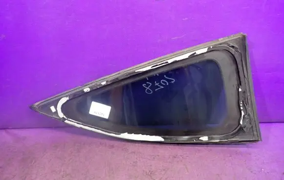 Renault Megane III Rear side window