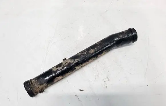Volkswagen Polo III 6N 6N2 6NF Engine coolant pipe/hose 032121065D