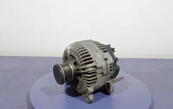 Volkswagen PASSAT B6 Generator/alternator 021903026L