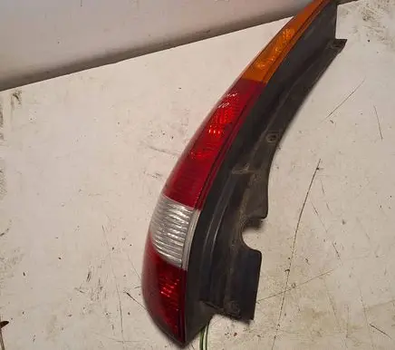 Nissan Almera Tino Rear/tail lights 26555BU201 23480102
