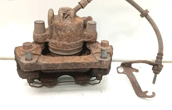 Front brake caliper