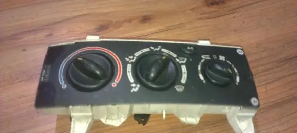Renault Megane I Climate control unit