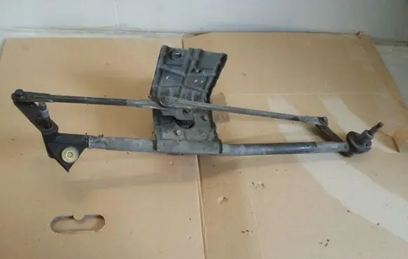 Ford Windstar Front wiper linkage 