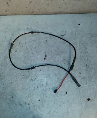 BMW 5 F10 F11 Brake pads wear sensor 