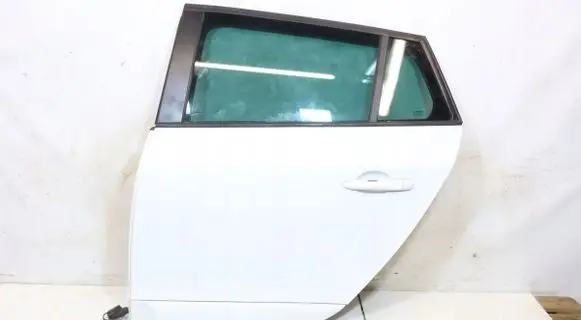 Renault Megane III Rear door
