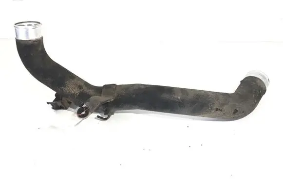 Air intake hose/pipe