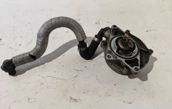 Audi A4 S4 B6 8E 8H Vacuum pump 057145100C 02T2410348 72260806C