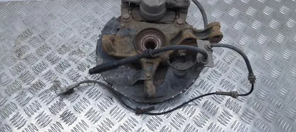 Peugeot 308 Front wheel hub 9806779480