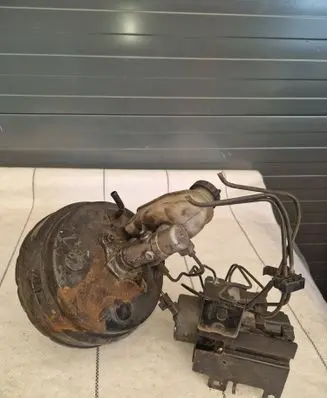 KIA Sorento Brake booster 591003e150