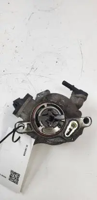 Ford C-MAX II Vacuum pump 9684786780