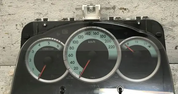 Toyota Corolla Verso E121 Speedometer (instrument cluster) 838000F060L