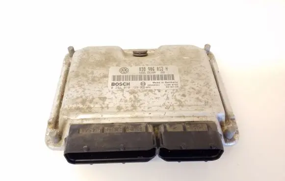 Skoda Octavia Mk1 (1U) Engine control unit/module 038906012H