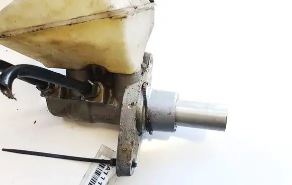 Citroen C4 I Picasso Master brake cylinder 03355815253