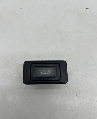 Audi A4 S4 B9 Tailgate/boot open switch button 4G0959831C 31012016 10118897