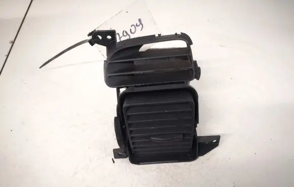 Toyota Corolla Verso AR10 Dash center air vent grill
