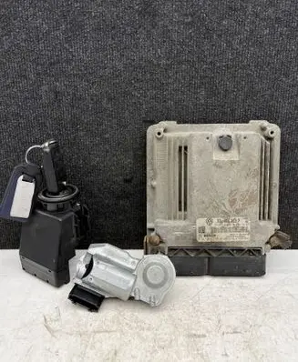 Volkswagen Crafter Engine ECU kit and lock set 03L906012P 0281017788 9064620130