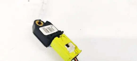 Toyota Auris 150 Airbag deployment crash/impact sensor 8983102060