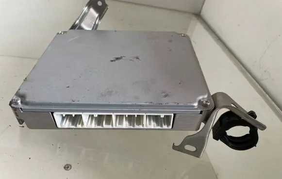 Toyota Corolla Verso AR10 Engine control unit/module 896610F090 1758007612 MB1758007612