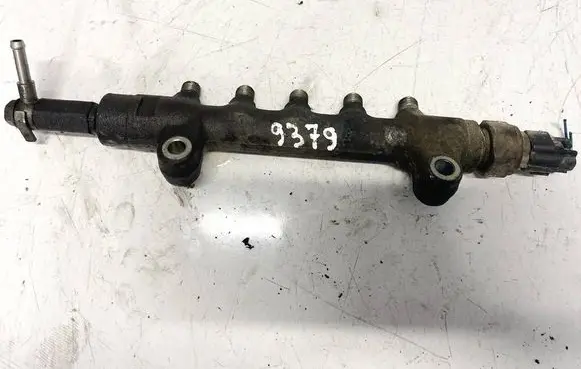 Subaru Impreza III Fuel main line pipe