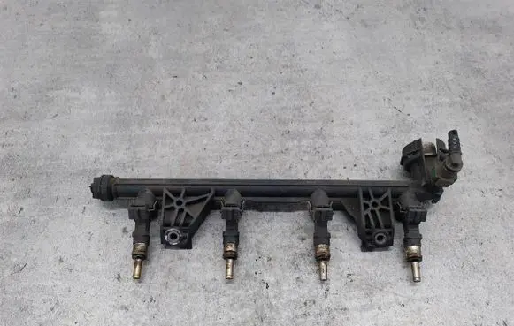 Renault Scenic III - Grand scenic III Fuel main line pipe 175200037R