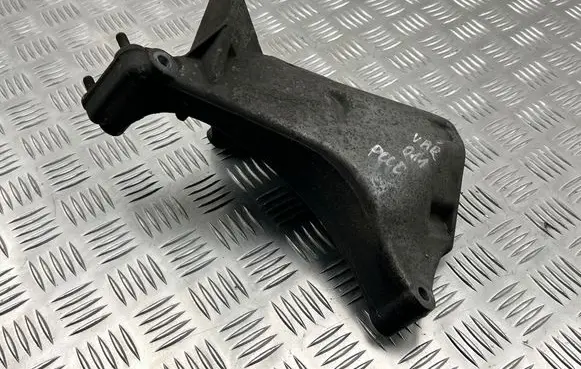 Volkswagen Polo V 6R Engine mounting bracket 03P199206