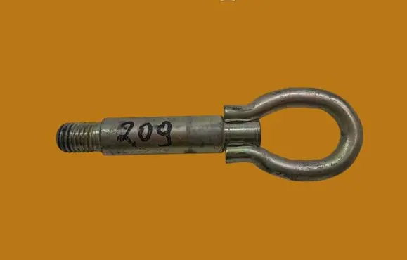 Seat Leon (1M) Towing hook eye 