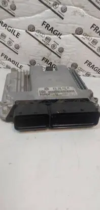 Volkswagen Touareg I Engine control unit/module 070906016BC 1039S08290 0281011839