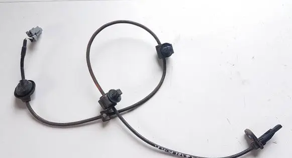 Subaru Forester SK ABS brake wheel speed sensor 27540FL032 52370113A