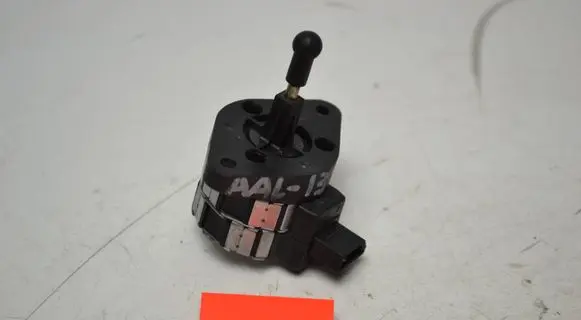 Audi A6 Allroad C5 Headlight level adjustment motor 8352567 19635062