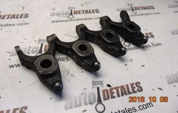 Toyota Avensis T220 Fuel Injector clamp holder