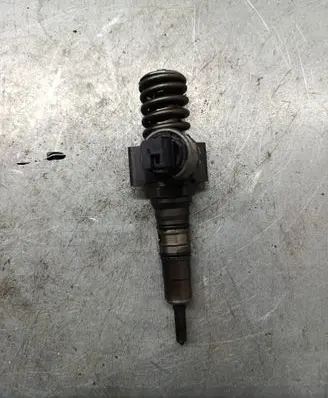 Audi A6 S6 C6 4F Fuel injector 03g130073g
