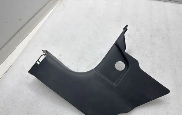 Ford Mustang VI Front sill trim cover FR3B6302349