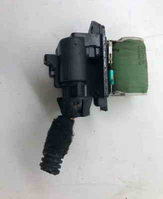Opel Meriva B Other engine bay part V0840002 13322476 R51KR20K