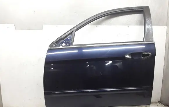 Chrysler Pacifica Front door