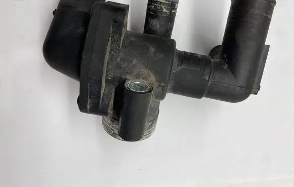 Ford Transit Thermostat 6C1Q8A586