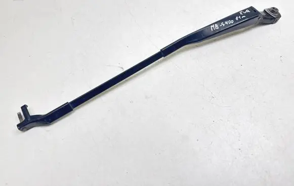 Mercedes-Benz S W220 Front wiper blade arm A2208201744